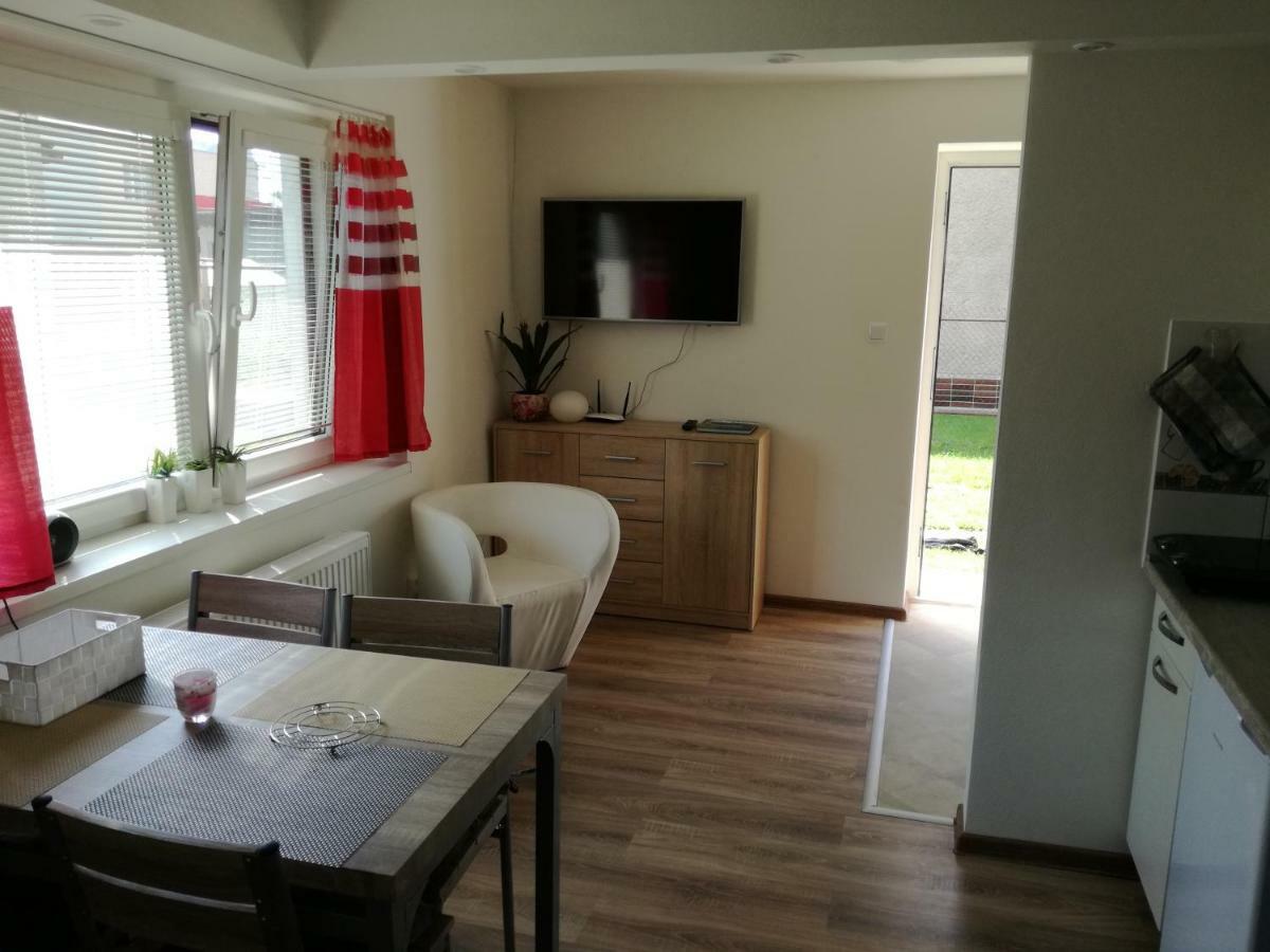 Apartmany Lenko - Near Thermal Aquapark Tatralandia Liptovsky Mikulas Exterior photo